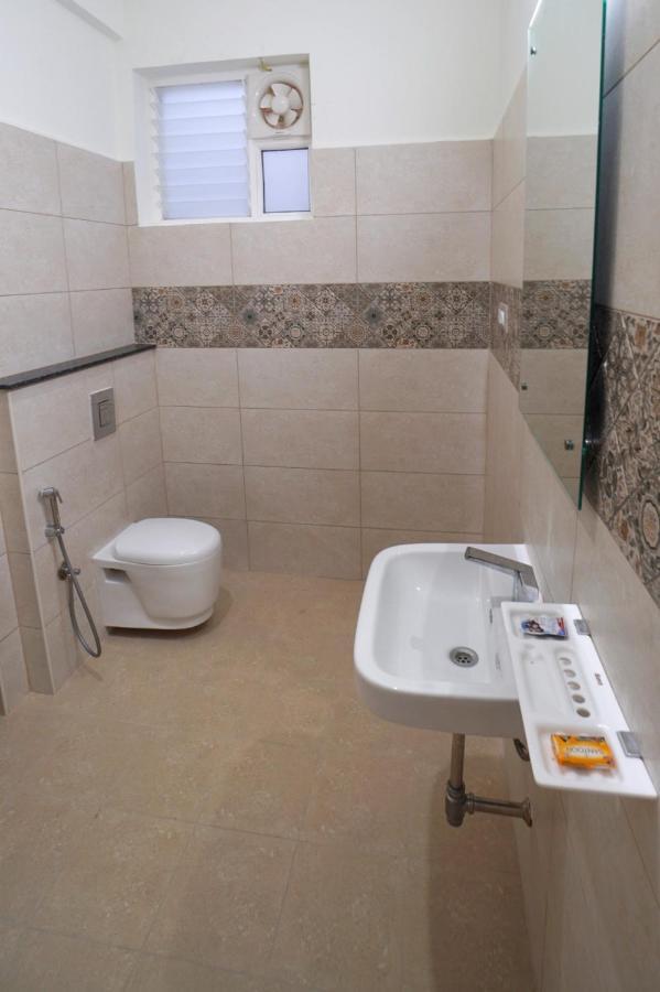 Hotel Kcg Residency à Mysore Extérieur photo