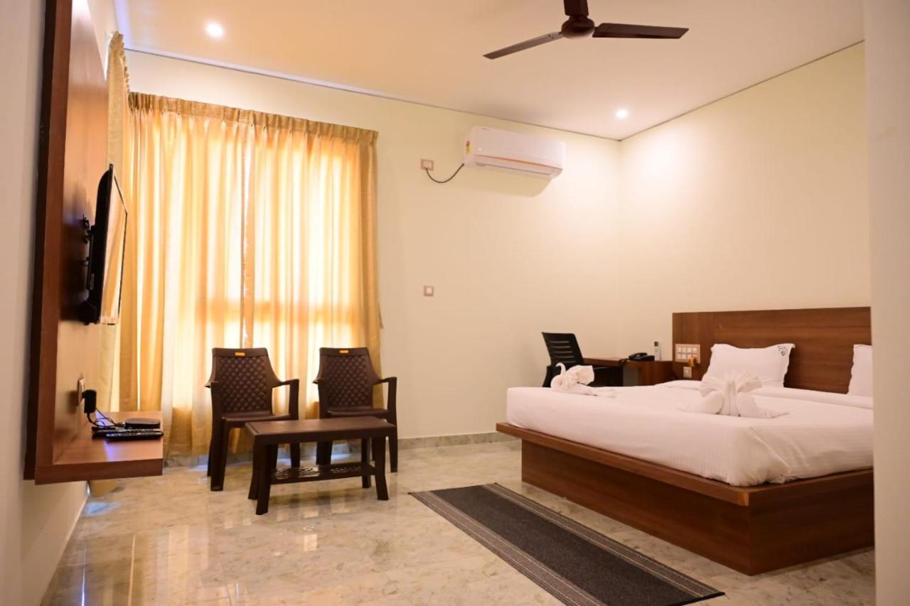 Hotel Kcg Residency à Mysore Extérieur photo