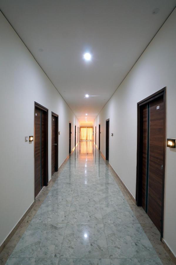 Hotel Kcg Residency à Mysore Extérieur photo