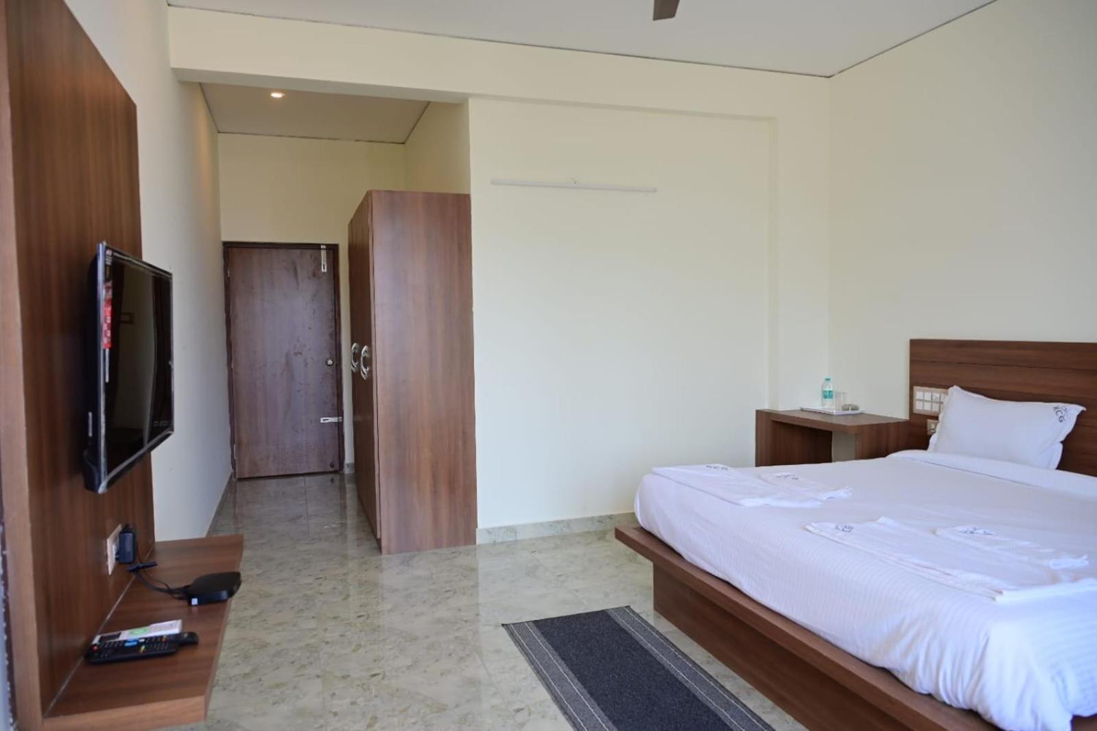 Hotel Kcg Residency à Mysore Extérieur photo